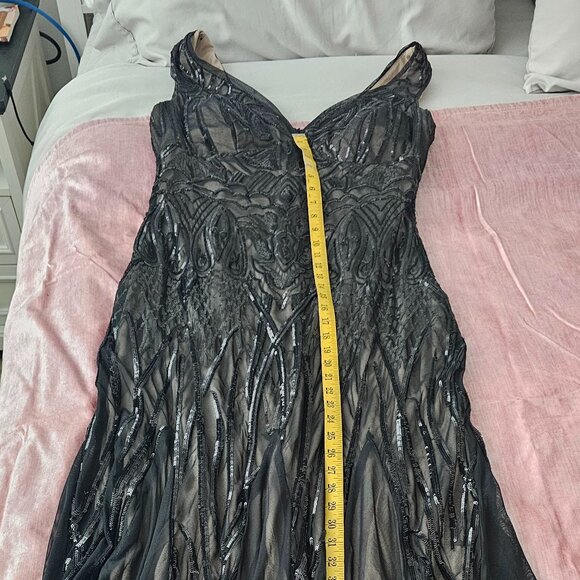 R & M Richards Sleeveless V-Neck Godet Skirt Embellished Long Sequin Dress - Picture 14 of 15